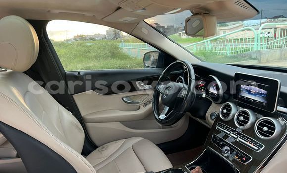 Acheter Occasion Voiture Mercedes Viano Noir à Abomey Calavi, Benin Acheter Occasion Voiture Mercedes Viano Noir à Abomey Calavi, Benin