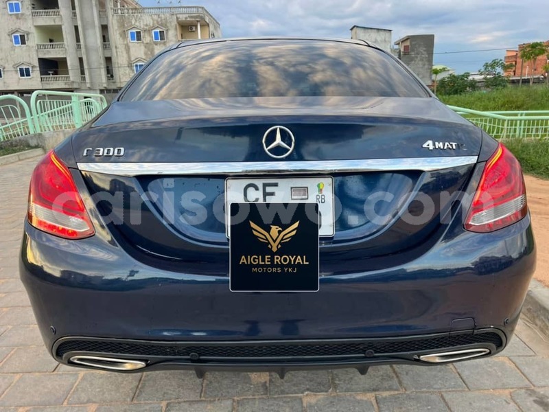 Big with watermark mercedes viano benin abomey calavi 23542