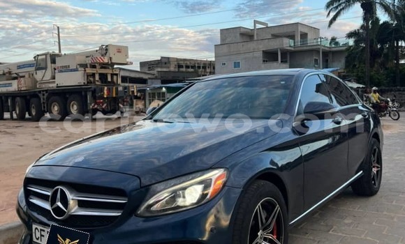Acheter Occasion Voiture Mercedes Viano Noir à Abomey Calavi, Benin Acheter Occasion Voiture Mercedes Viano Noir à Abomey Calavi, Benin