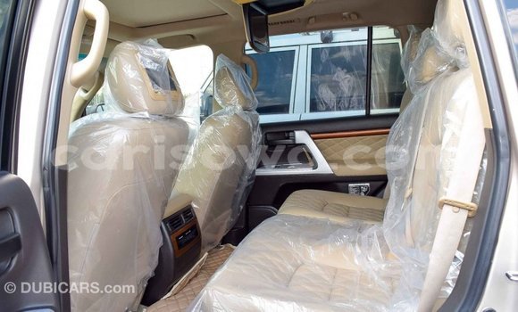 Ra Imported Toyota Land Cruiser Miiran Ọkọ̀ in Import - Dubai ni Benin Ra Imported Toyota Land Cruiser Miiran Ọkọ̀ in Import - Dubai ni Benin