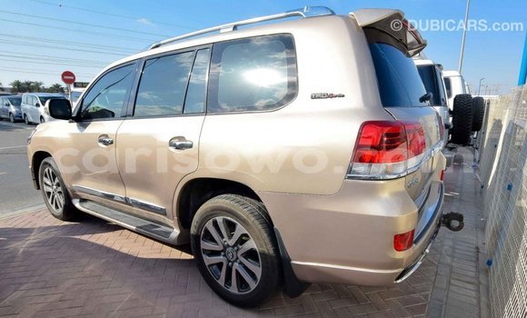 Ra Imported Toyota Land Cruiser Miiran Ọkọ̀ in Import - Dubai ni Benin Ra Imported Toyota Land Cruiser Miiran Ọkọ̀ in Import - Dubai ni Benin