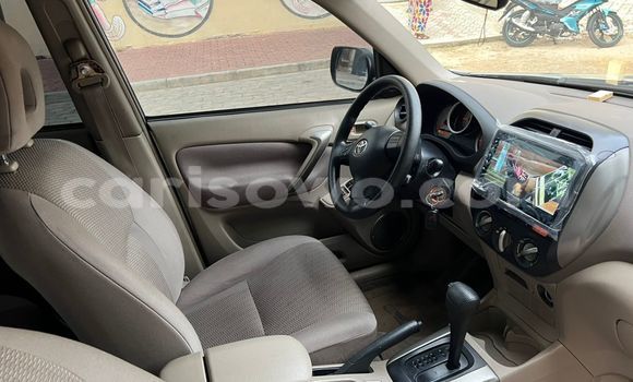 Acheter Occasion Voiture Toyota RAV4 Marron à Abomey, Benin Acheter Occasion Voiture Toyota RAV4 Marron à Abomey, Benin