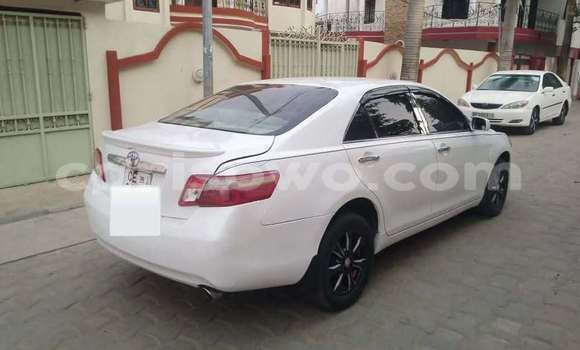 Acheter Occasion Voiture Toyota Camry Blanc à Cotonou, Benin Acheter Occasion Voiture Toyota Camry Blanc à Cotonou, Benin