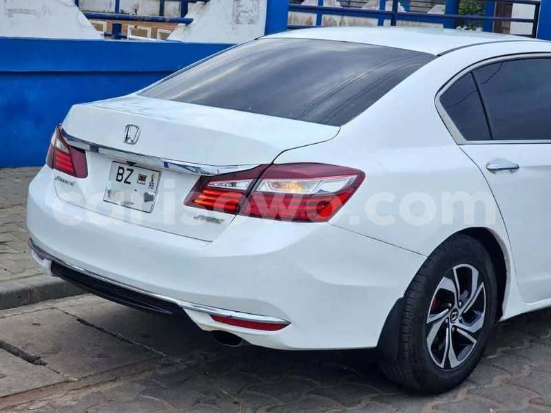 Big with watermark honda accord benin cotonou 23723