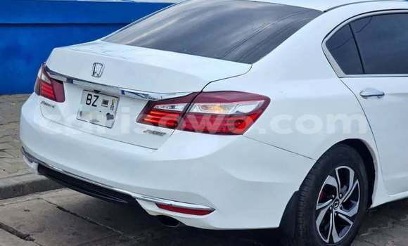 Acheter Occasion Voiture Honda Accord Blanc à Cotonou, Benin Acheter Occasion Voiture Honda Accord Blanc à Cotonou, Benin