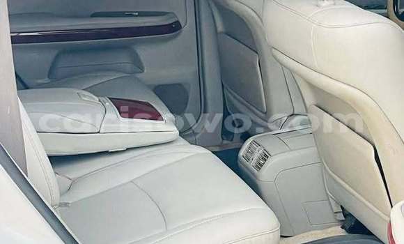 Acheter Occasion Voiture Lexus RX 330 Blanc à Cotonou, Benin Acheter Occasion Voiture Lexus RX 330 Blanc à Cotonou, Benin
