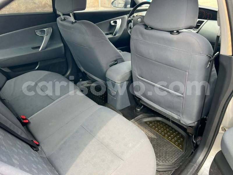 Big with watermark nissan primera benin cotonou 23729