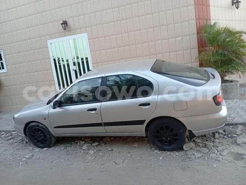 Big with watermark nissan primera benin cotonou 23733