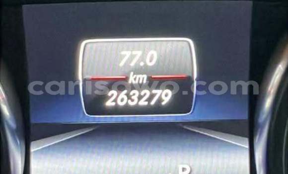 Acheter Occasion Voiture Mercedes-Benz ML–Class Blanc à Cotonou, Benin Acheter Occasion Voiture Mercedes-Benz ML–Class Blanc à Cotonou, Benin