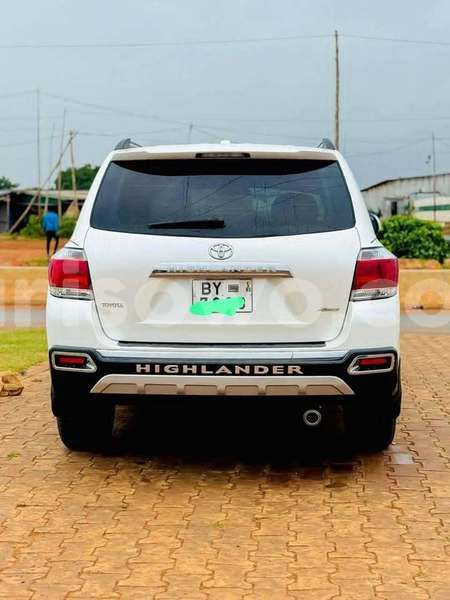 Big with watermark toyota highlander benin cotonou 23736