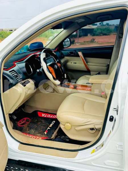 Big with watermark toyota highlander benin cotonou 23736