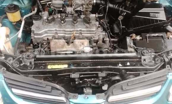 Acheter Occasion Voiture Nissan Tino Bleu à Cotonou, Benin Acheter Occasion Voiture Nissan Tino Bleu à Cotonou, Benin