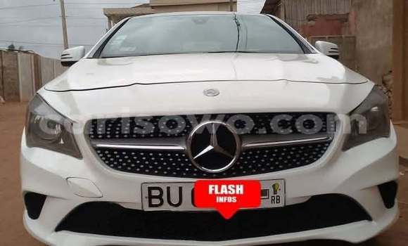 Acheter Occasion Voiture Mercedes-Benz CLA-klasse Blanc à Cotonou, Benin Acheter Occasion Voiture Mercedes-Benz CLA-klasse Blanc à Cotonou, Benin