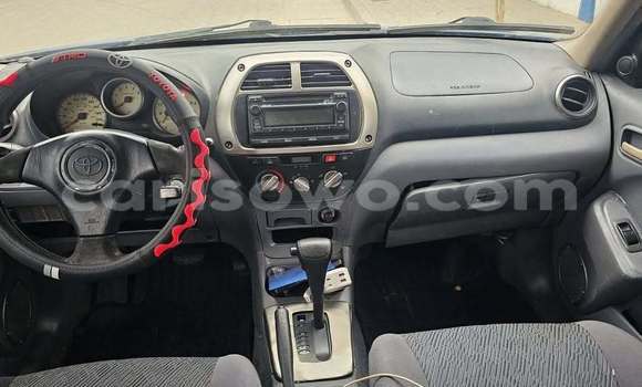 Acheter Occasion Voiture Toyota RAV4 Bleu à Cotonou, Benin Acheter Occasion Voiture Toyota RAV4 Bleu à Cotonou, Benin