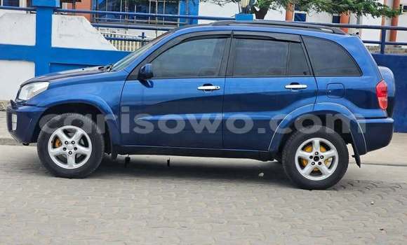 Acheter Occasion Voiture Toyota RAV4 Bleu à Cotonou, Benin Acheter Occasion Voiture Toyota RAV4 Bleu à Cotonou, Benin