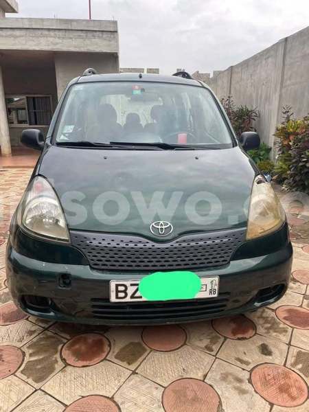 Big with watermark toyota yaris benin cotonou 23756