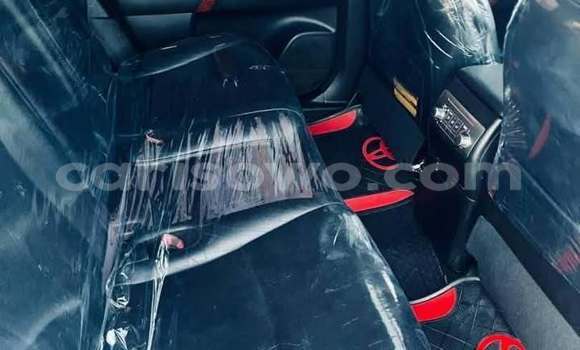 Acheter Occasion Voiture Toyota Highlander Blanc à Cotonou, Benin Acheter Occasion Voiture Toyota Highlander Blanc à Cotonou, Benin