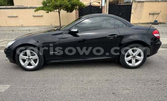 Acheter Occasion Voiture Mercedes-Benz SLK–Class Noir à Cotonou, Benin Acheter Occasion Voiture Mercedes-Benz SLK–Class Noir à Cotonou, Benin