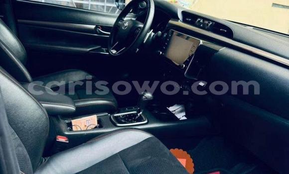 Acheter Occasion Voiture Toyota Hilux Noir à Cotonou, Benin Acheter Occasion Voiture Toyota Hilux Noir à Cotonou, Benin