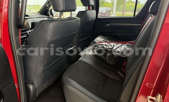 Sayi Na hannu Toyota Hilux Red Mota in Cotonou a Benin Sayi Na hannu Toyota Hilux Red Mota in Cotonou a Benin