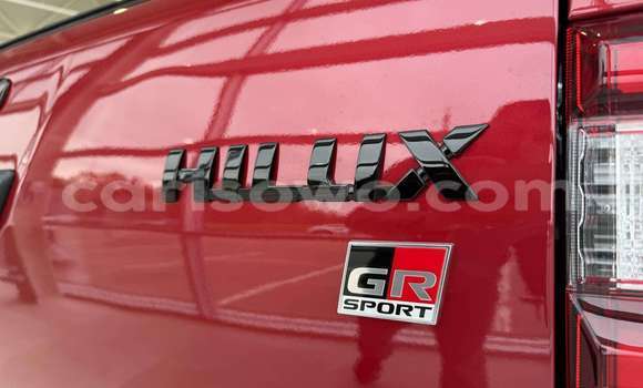 Sayi Na hannu Toyota Hilux Red Mota in Cotonou a Benin Sayi Na hannu Toyota Hilux Red Mota in Cotonou a Benin