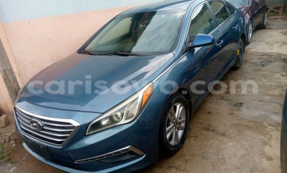 Sayi Imported Hyundai Sonata Blue Mota in Cotonou a Benin
