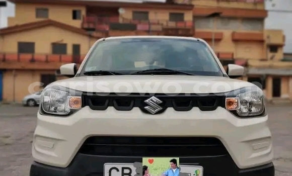 Acheter Occasion Voiture Suzuki Spacia Blanc à Cotonou, Benin Acheter Occasion Voiture Suzuki Spacia Blanc à Cotonou, Benin