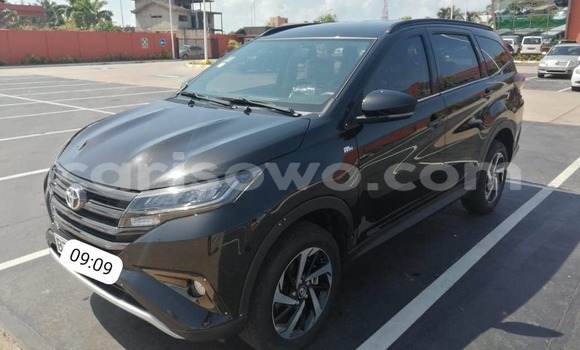 Acheter Occasion Voiture Toyota Rush Noir à Cotonou, Benin Acheter Occasion Voiture Toyota Rush Noir à Cotonou, Benin