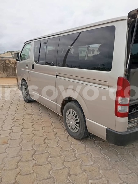 Big with watermark toyota hiace benin cotonou 23809