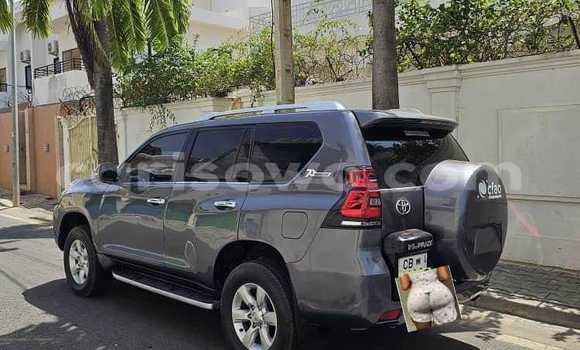Acheter Occasion Voiture Toyota Land Cruiser Noir à Cotonou, Benin Acheter Occasion Voiture Toyota Land Cruiser Noir à Cotonou, Benin
