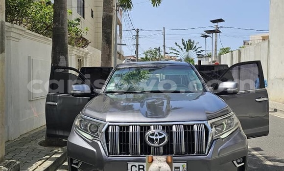 Acheter Occasion Voiture Toyota Land Cruiser Noir à Cotonou, Benin Acheter Occasion Voiture Toyota Land Cruiser Noir à Cotonou, Benin