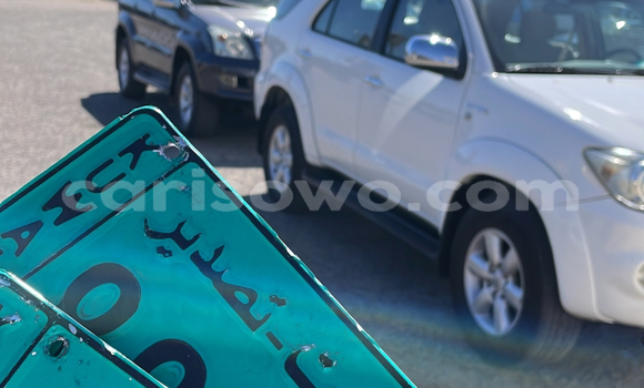 Ra Àlòkù Toyota Fortuner funfun Ọkọ̀ in Cotonou ni Benin Ra Àlòkù Toyota Fortuner funfun Ọkọ̀ in Cotonou ni Benin