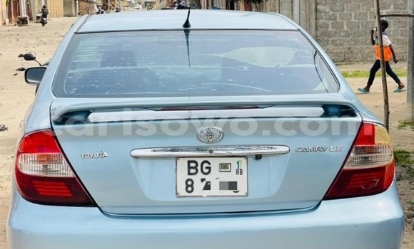 Sayi Na hannu Toyota Camry Blue Mota in Abomey Calavi a Benin