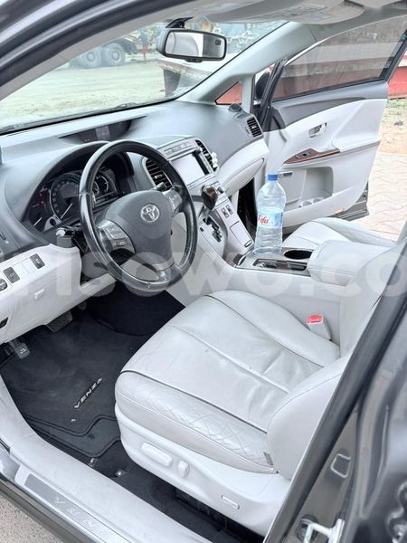 Big with watermark toyota venza benin cotonou 23834