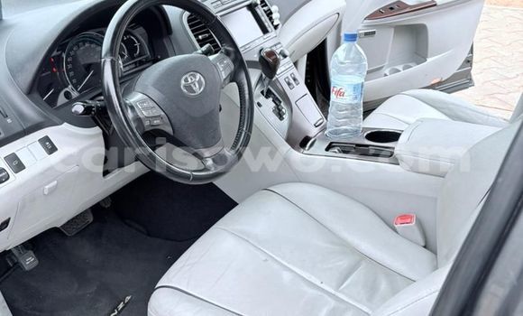 Acheter Occasion Voiture Toyota Venza Gris à Cotonou, Benin Acheter Occasion Voiture Toyota Venza Gris à Cotonou, Benin