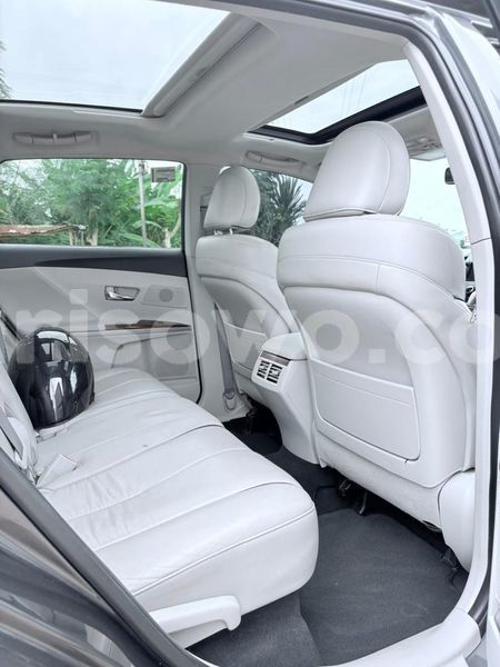 Big with watermark toyota venza benin cotonou 23834