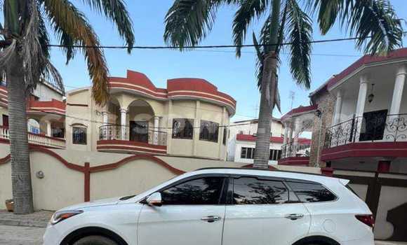 Acheter Occasion Voiture Hyundai Santa Fe Blanc à Cotonou, Benin Acheter Occasion Voiture Hyundai Santa Fe Blanc à Cotonou, Benin