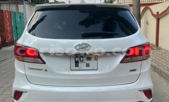 Acheter Occasion Voiture Hyundai Santa Fe Blanc à Cotonou, Benin Acheter Occasion Voiture Hyundai Santa Fe Blanc à Cotonou, Benin