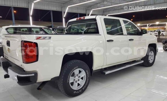 Buy Import Chevrolet Silverado White Car in Import - Dubai in Benign Buy Import Chevrolet Silverado White Car in Import - Dubai in Benign