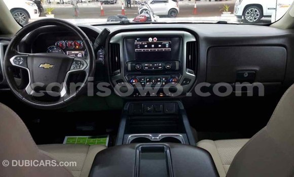 Sayi Imported Chevrolet Silverado White Mota in Import - Dubai a Benin