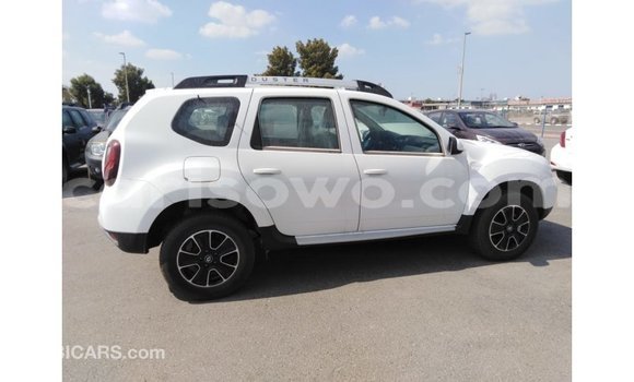 Ra Imported Renault Duster funfun Ọkọ̀ in Import - Dubai ni Benin Ra Imported Renault Duster funfun Ọkọ̀ in Import - Dubai ni Benin
