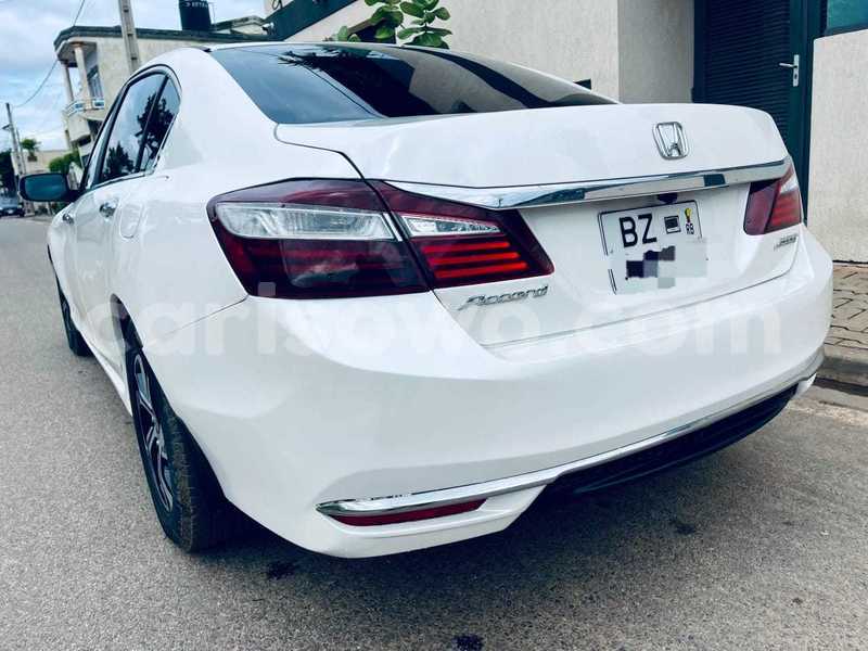 Big with watermark honda accord benin cotonou 23923