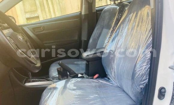 Acheter Occasion Voiture Toyota Corolla Blanc à Cotonou, Benin Acheter Occasion Voiture Toyota Corolla Blanc à Cotonou, Benin