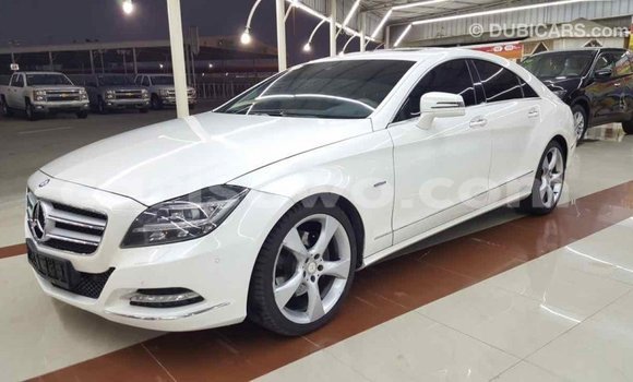 Buy Import Mercedes-Benz 190 (W201) White Car in Import - Dubai in Benign Buy Import Mercedes-Benz 190 (W201) White Car in Import - Dubai in Benign