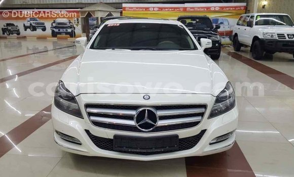 Buy Import Mercedes-Benz 190 (W201) White Car in Import - Dubai in Benign Buy Import Mercedes-Benz 190 (W201) White Car in Import - Dubai in Benign