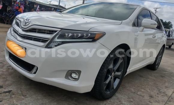 Acheter Occasion Voiture Toyota Venza Blanc à Cotonou, Benin Acheter Occasion Voiture Toyota Venza Blanc à Cotonou, Benin