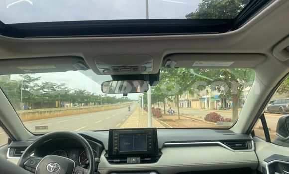 Acheter Occasion Voiture Toyota RAV4 Gris à Cotonou, Benin Acheter Occasion Voiture Toyota RAV4 Gris à Cotonou, Benin