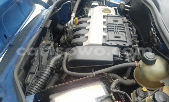 Acheter Occasion Voiture Renault Kangoo Bleu à Abomey Calavi, Benin Acheter Occasion Voiture Renault Kangoo Bleu à Abomey Calavi, Benin