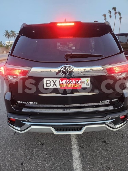 Big with watermark toyota highlander benin cotonou 24025