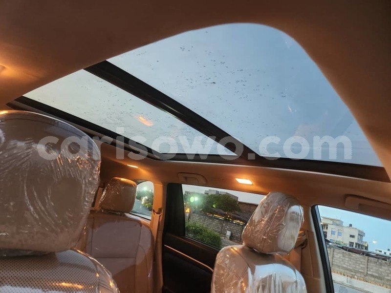 Big with watermark toyota highlander benin cotonou 24025
